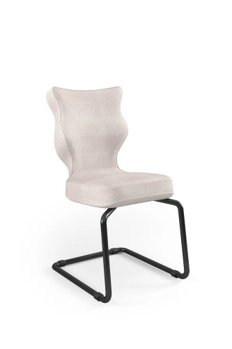 ii-ja-a-ja-a-6-b-a-lt03-Krzeslo_konferencyjne_NERO_Rozmiar_6_Black_Letto-03_perspektywa.jpg
